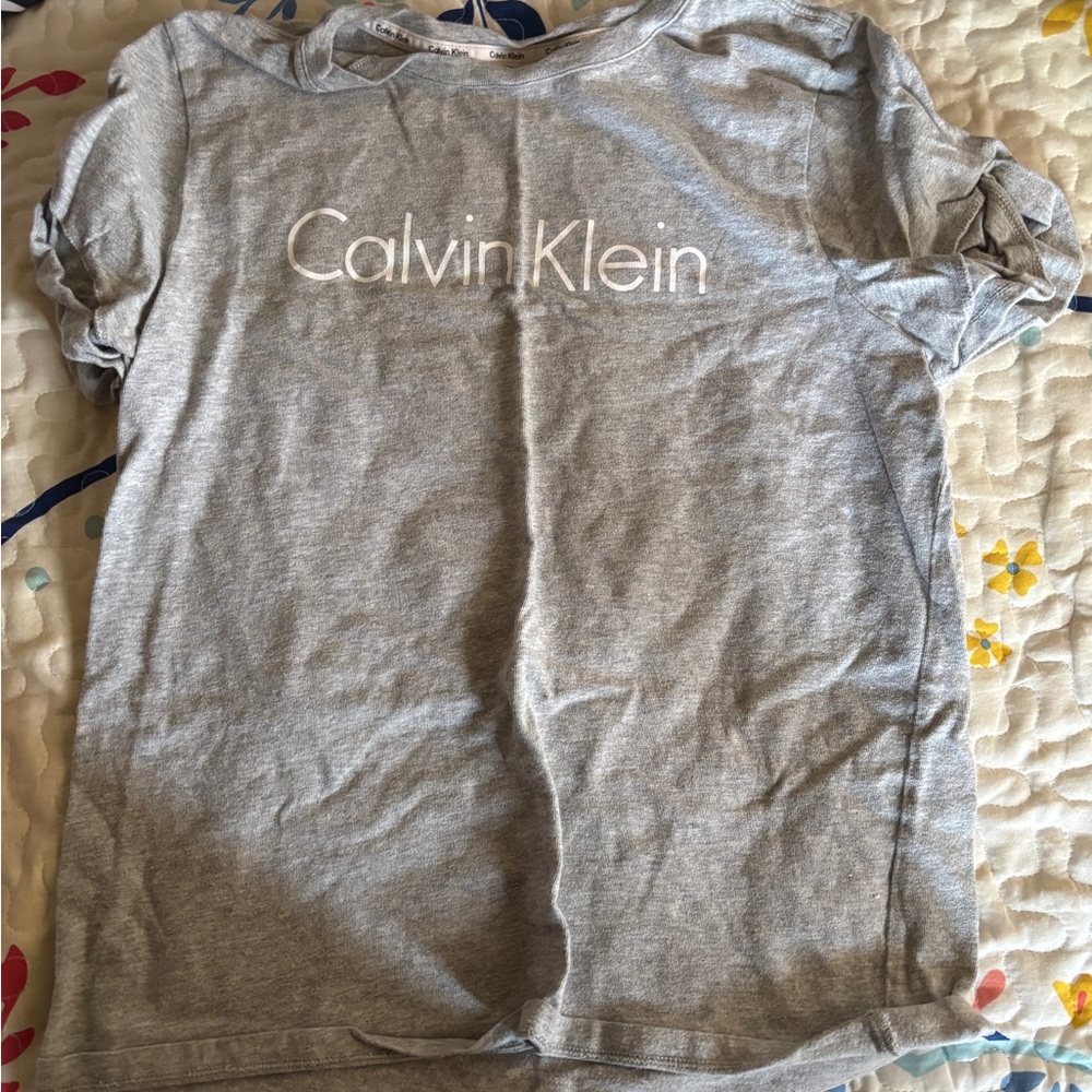 Calvin Klein Gray Short Sleeve Tee Soft Cotton Blend
